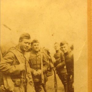 Meet your Posher, Charles